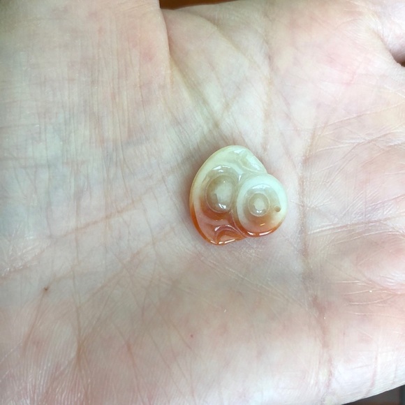 Small Happy Laughing Buddha Red Jade Pendant - Picture 3 of 6